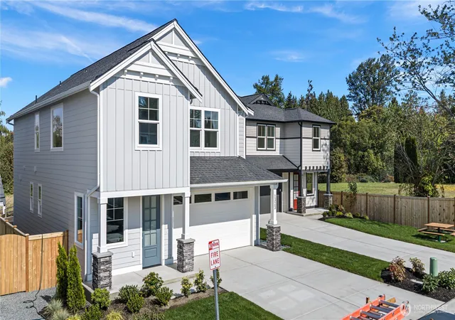 Photo 3 of Single family home for sale at 1323 Ave A, Snohomish, WA 98290 | MLS# NWM2585036 | Listing updated on 2026-10-01