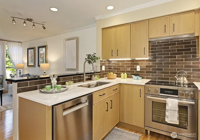 Photo 4 of Condo for sale at 2502 N 50th Street #103, Seattle, WA 98103 | MLS# NWM2585041 | Listing updated on 2026-09-25