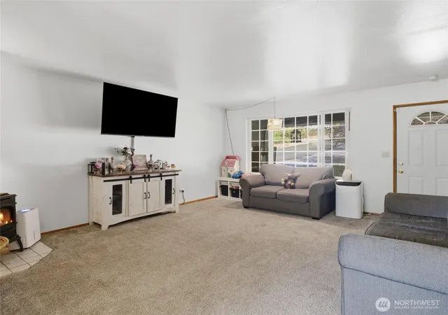 Photo 3 of Single family home for sale at 163 SE Ashley Rd, Shelton, WA 98584 | MLS# NWM2585044 | Listing updated on 2026-09-22