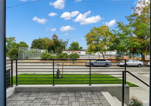 Photo 3 of Townhouse for sale at 2610 Nw 62nd Street, Seattle, WA 98107 | MLS# NWM2585047 | Listing updated on 2026-09-24