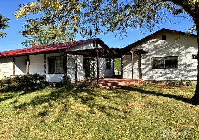 Photo 4 of Single family home for sale at 1601 Kernan Rd, Oroville, WA 98844 | MLS# NWM2585049 | Listing updated on 2026-09-25