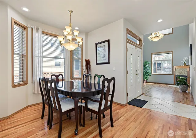 Photo 4 of Single family home for sale at 10821 Crestwood Dr S, Seattle, WA 98178 | MLS# NWM2585058 | Listing updated on 2026-09-23