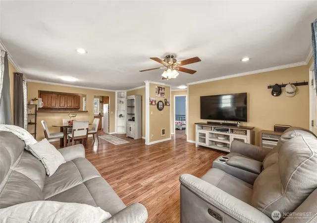 Photo 2 of Single family home for sale at 222 Northwest 6th, Milton Freewater, OR 97862 | MLS# NWM2585059 | Listing updated on 2026-09-20