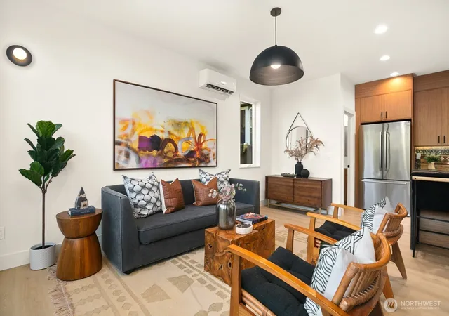 Photo 3 of Single family home for sale at 5053 35th Avenue SW, Seattle, WA 98126 | MLS# NWM2585060 | Listing updated on 2026-09-22