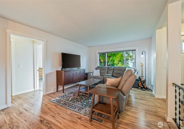 Photo 3 of Single family home for sale at 1126 8th Street, Wenatchee, WA 98801 | MLS# NWM2585064 | Listing updated on 2026-09-26