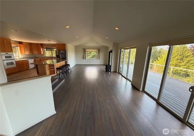 Photo 3 of Single family home for sale at 152 Dunsmuir Rd, Port Ludlow, WA 98365 | MLS# NWM2585069 | Listing updated on 2026-09-27