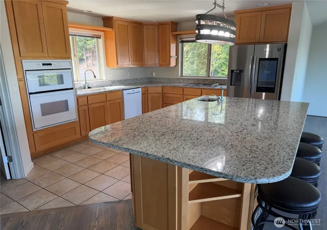 Photo 4 of Single family home for sale at 152 Dunsmuir Rd, Port Ludlow, WA 98365 | MLS# NWM2585069 | Listing updated on 2026-09-27