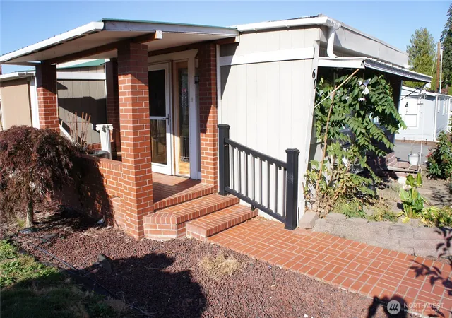 Photo 1 of Manufactured home for sale at 18501 52nd Avenue W #60, Lynnwood, WA 98037 | MLS# NWM2585070 | Listing updated on 2026-10-19