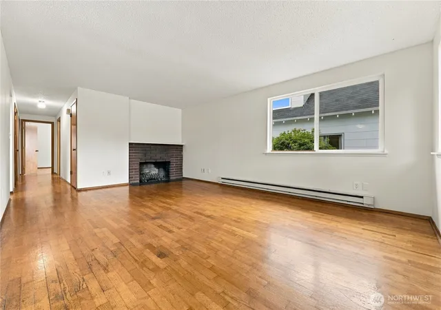 Photo 3 of Single family home for sale at 1609 E Wright Ave, Tacoma, WA 98404 | MLS# NWM2585073 | Listing updated on 2026-10-01