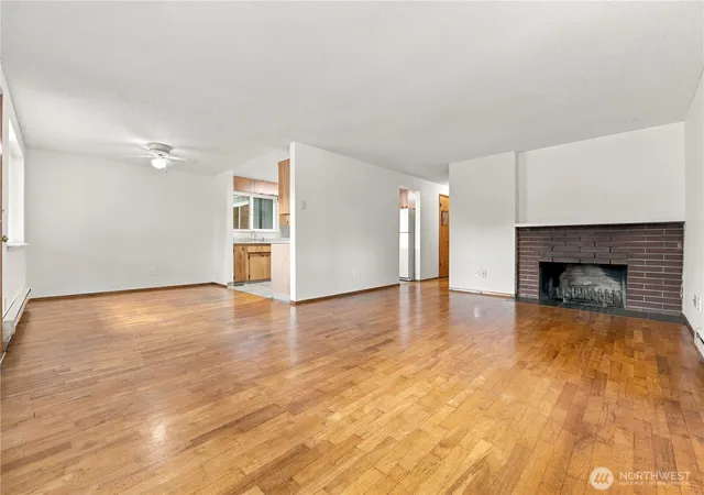 Photo 4 of Single family home for sale at 1609 E Wright Ave, Tacoma, WA 98404 | MLS# NWM2585073 | Listing updated on 2026-10-01