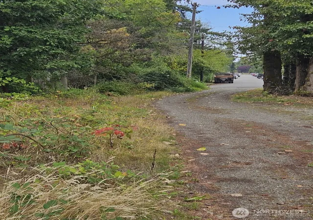 Photo 1 of Land for sale at 9114 E East, Tacoma, WA 98445 | MLS# NWM2585093 | Listing updated on 2026-09-21