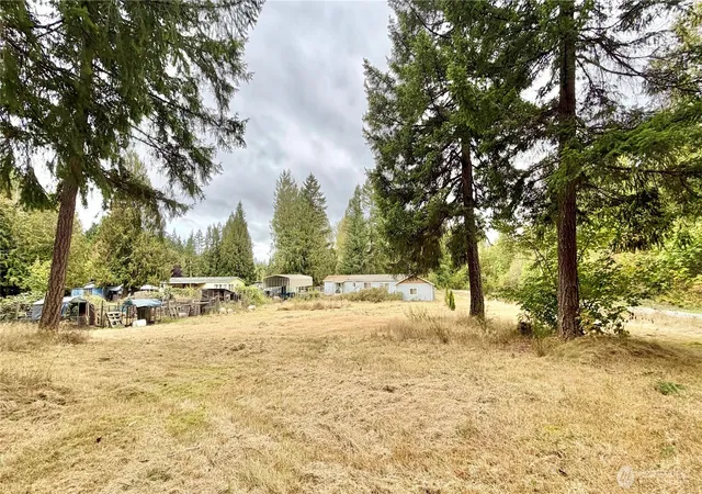 Photo 3 of Manufactured home for sale at 35813 2nd Avenue E, Roy, WA 98580 | MLS# NWM2585098 | Listing updated on 2026-09-30