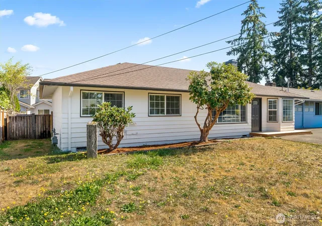 Photo 1 of Single family home for sale at 26622 18th Place S, Des Moines, WA 98198 | MLS# NWM2585099 | Listing updated on 2026-09-22