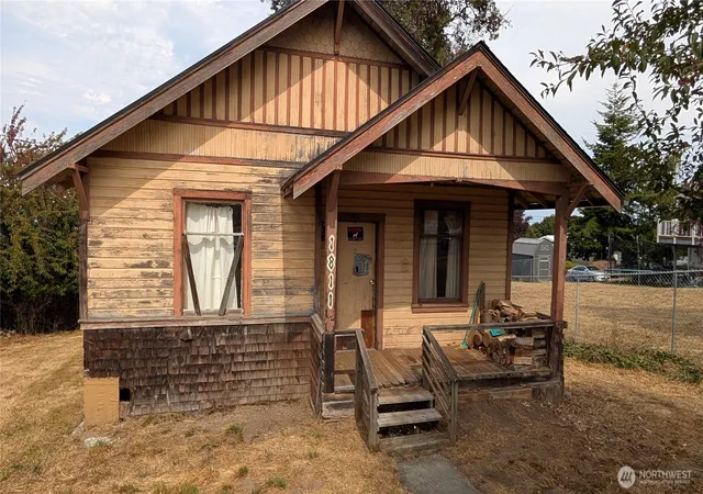 Photo 1 of Single family home for sale at 1811 W 5th Street, Port Angeles, WA 98363 | MLS# NWM2585101 | Listing updated on 2026-09-20