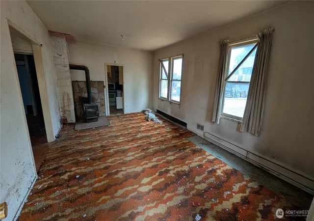 Photo 3 of Single family home for sale at 1811 W 5th Street, Port Angeles, WA 98363 | MLS# NWM2585101 | Listing updated on 2026-09-20