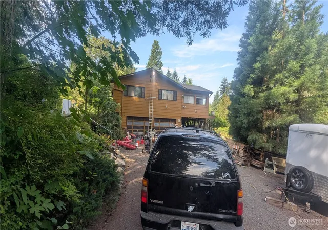 Photo 2 of Sale Pending at 163 Loop Rd, Centralia, WA 98531 | MLS# NWM2585102 | Listing updated on 2026-09-24