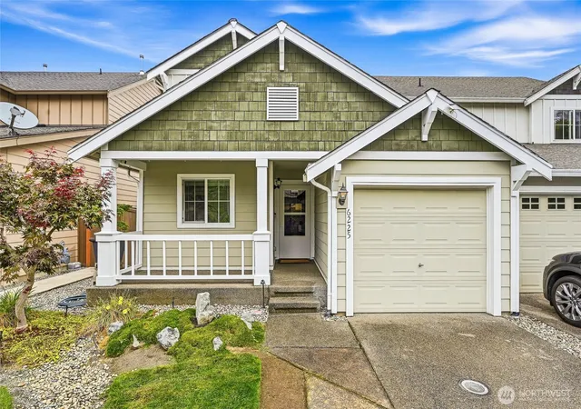 Photo 1 of Townhouse for sale at 6225 Discovery St E, Fife, WA 98424 | MLS# NWM2585105 | Listing updated on 2026-09-24
