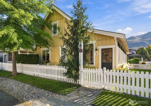 Photo 1 of Single family home for sale at 138 Malarkey Ln, Oroville, WA 98844 | MLS# NWM2585123 | Listing updated on 2026-09-28