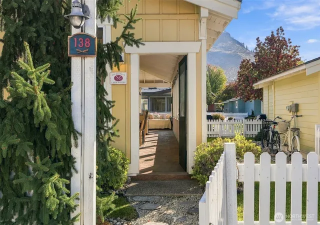 Photo 3 of Single family home for sale at 138 Malarkey Ln, Oroville, WA 98844 | MLS# NWM2585123 | Listing updated on 2026-09-28