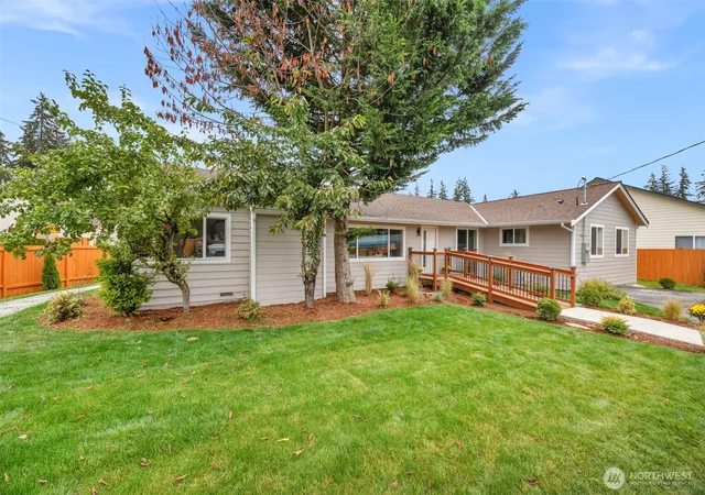 Photo 1 of Single family home for sale at 124 167th Place Sw, Bothell, WA 98012 | MLS# NWM2585127 | Listing updated on 2026-10-01
