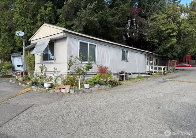 Photo 1 of Manufactured home for sale at 10515 Woodinville Dr #97, Bothell, WA 98011 | MLS# NWM2585129 | Listing updated on 2026-09-23
