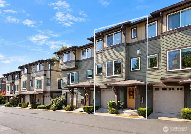 Photo 2 of Townhouse for sale at 2115 201st Place Se #J2, Bothell, WA 98012 | MLS# NWM2585133 | Listing updated on 2026-10-01