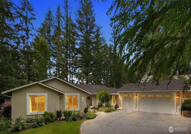 Single family home for sale at 26636 Southeast 31st, Sammamish, WA 98075 | MLS# NWM2585136