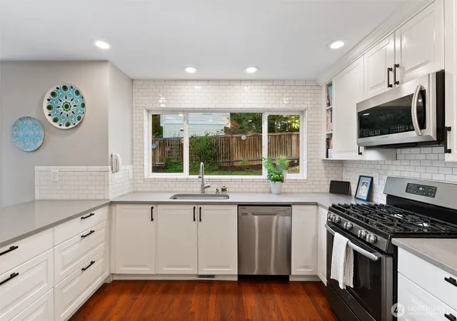 Photo 4 of Single family home for sale at 26636 Southeast 31st, Sammamish, WA 98075 | MLS# NWM2585136 | Listing updated on 2026-10-02