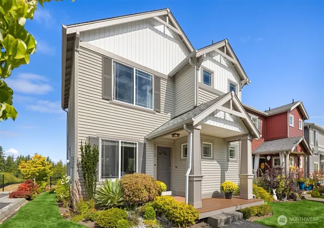 Townhouse for sale at 33712 SE Gove St #5, Snoqualmie, WA 98065 | MLS# NWM2585139