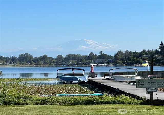 Photo 3 of Manufactured home for sale at 25739 135th Avenue Se #42, Kent, WA 98042 | MLS# NWM2585157 | Listing updated on 2026-09-29