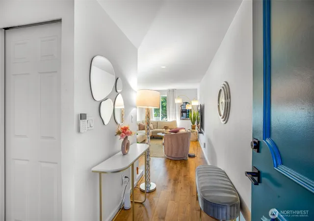 Photo 2 of Condo for sale at 3206 80th Avenue Se #3, Mercer Island, WA 98040 | MLS# NWM2585162 | Listing updated on 2026-10-01