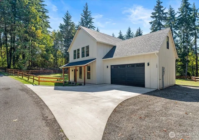 Photo 3 of Single family home for sale at 108 David Dean Dr, Kalama, WA 98625 | MLS# NWM2585168 | Listing updated on 2026-10-01