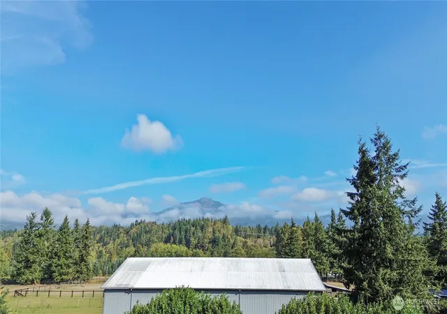 Photo 3 of Single family home for sale at 36305 Cape Horn Rd, Sedro Woolley, WA 98284 | MLS# NWM2585170 | Listing updated on 2026-09-22