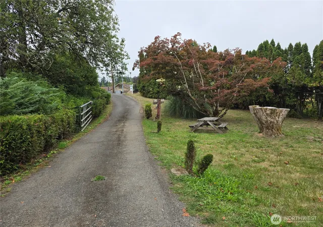 Photo 4 of Sale Pending at 1519 Cooks Hl, Centralia, WA 98531 | MLS# NWM2585176 | Listing updated on 2026-10-01