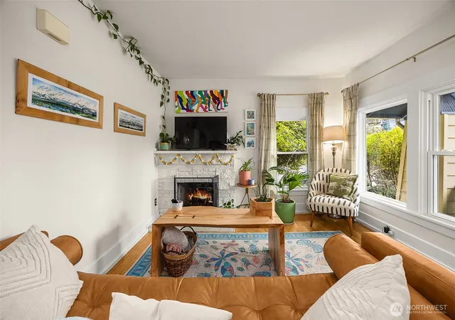 Photo 4 of Single family home for sale at 3421 SW Trenton St, Seattle, WA 98126 | MLS# NWM2585177 | Listing updated on 2026-10-01