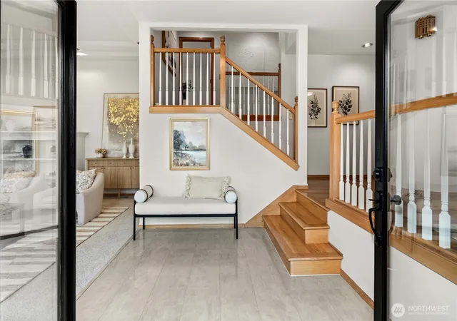 Photo 4 of Sale Pending at 5404 Northeast 197th St, Lake Forest Park, WA 98155 | MLS# NWM2585188 | Listing updated on 2026-09-27