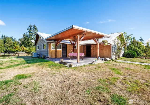 Photo 3 of Single family home for sale at 36627 200th Avenue SE, Auburn, WA 98092 | MLS# NWM2585210 | Listing updated on 2026-10-02