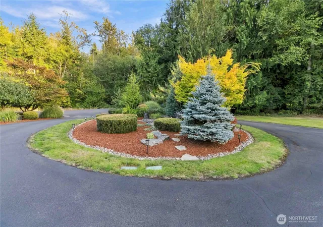 Photo 3 of Single family home for sale at 117 Sandy Blvd, Centralia, WA 98531 | MLS# NWM2585213 | Listing updated on 2026-09-29