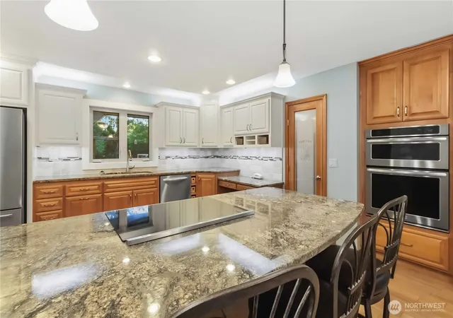 Photo 3 of Single family home for sale at 117 Sandy Blvd, Centralia, WA 98531 | MLS# NWM2585213 | Listing updated on 2026-09-29