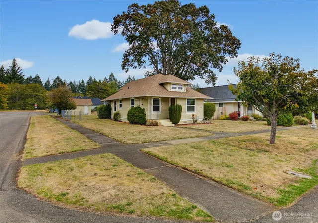 Photo 1 of Sale Pending at 511 Louviers Ave, Dupont, WA 98327 | MLS# NWM2585214 | Listing updated on 2026-10-21