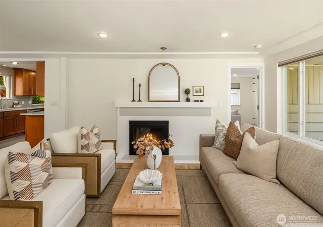 Photo 4 of Sale Pending at 506 N 141st Street, Seattle, WA 98133 | MLS# NWM2585217 | Listing updated on 2026-10-01