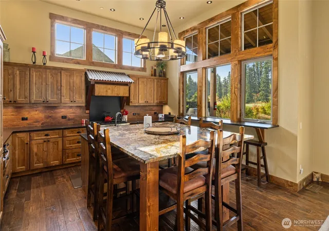Photo 4 of Single family home for sale at 400 Tipple Hl Loop, Cle Elum, WA 98922 | MLS# NWM2585222 | Listing updated on 2026-09-24