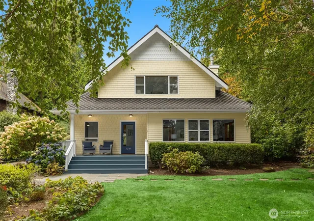 Photo 2 of Sale Pending at 7349 Madrona Dr Ne, Bainbridge Island, WA 98110 | MLS# NWM2585235 | Listing updated on 2026-09-26