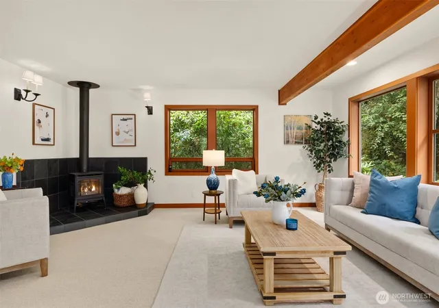 Photo 3 of Sale Pending at 7349 Madrona Dr NE, Bainbridge Island, WA 98110 | MLS# NWM2585235 | Listing updated on 2026-09-26