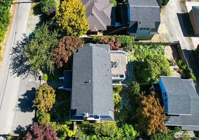 Photo 2 of Single family home for sale at 2815 Nw 96th Street, Seattle, WA 98117 | MLS# NWM2585241 | Listing updated on 2026-10-03