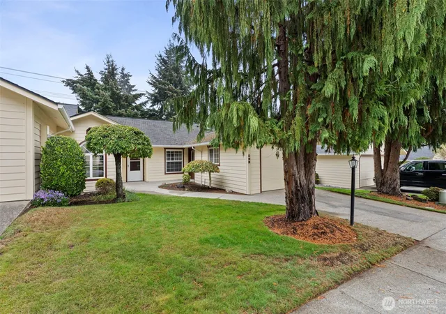 Photo 1 of Single family home for sale at 123 Robert Frost Dr, Centralia, WA 98531 | MLS# NWM2585242 | Listing updated on 2026-09-23