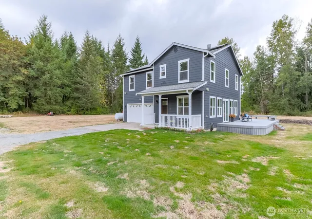 Photo 4 of Single family home for sale at 33114 40th Avenue S, Roy, WA 98580 | MLS# NWM2585257 | Listing updated on 2026-09-28