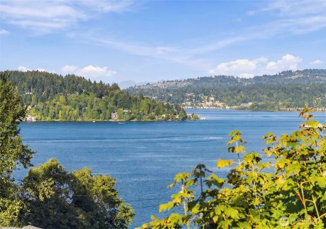 Photo 3 of Single family home for sale at 10115 66th Avenue S, Seattle, WA 98178 | MLS# NWM2585259 | Listing updated on 2026-10-01
