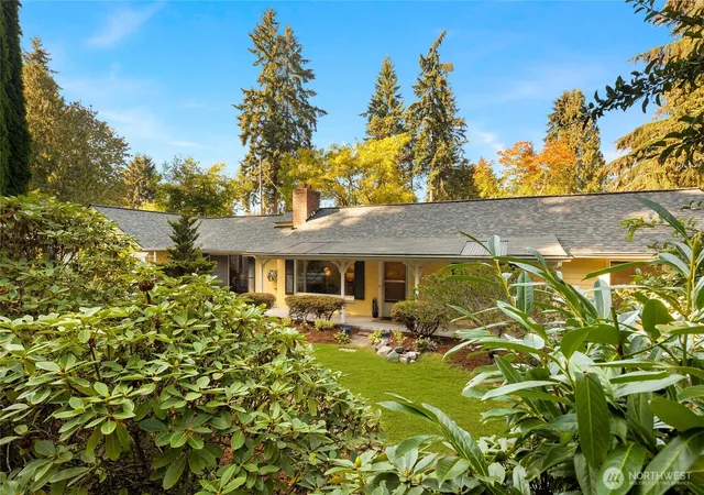 Photo 2 of Single family home for sale at 2108 Ne 165th Street, Shoreline, WA 98155 | MLS# NWM2585260 | Listing updated on 2026-09-22