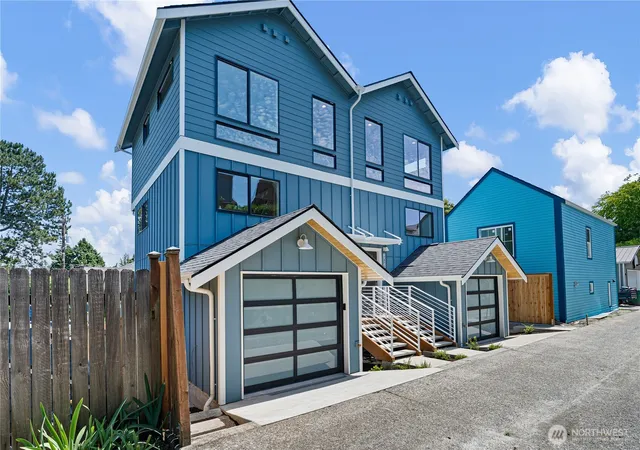 Photo 1 of Townhouse for sale at 8043 19th Avenue NE, Seattle, WA 98115 | MLS# NWM2585264 | Listing updated on 2026-09-25